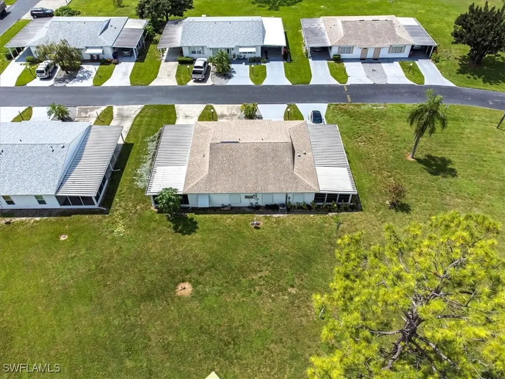40 Desert Candle Circle Lehigh Acres FL 33936