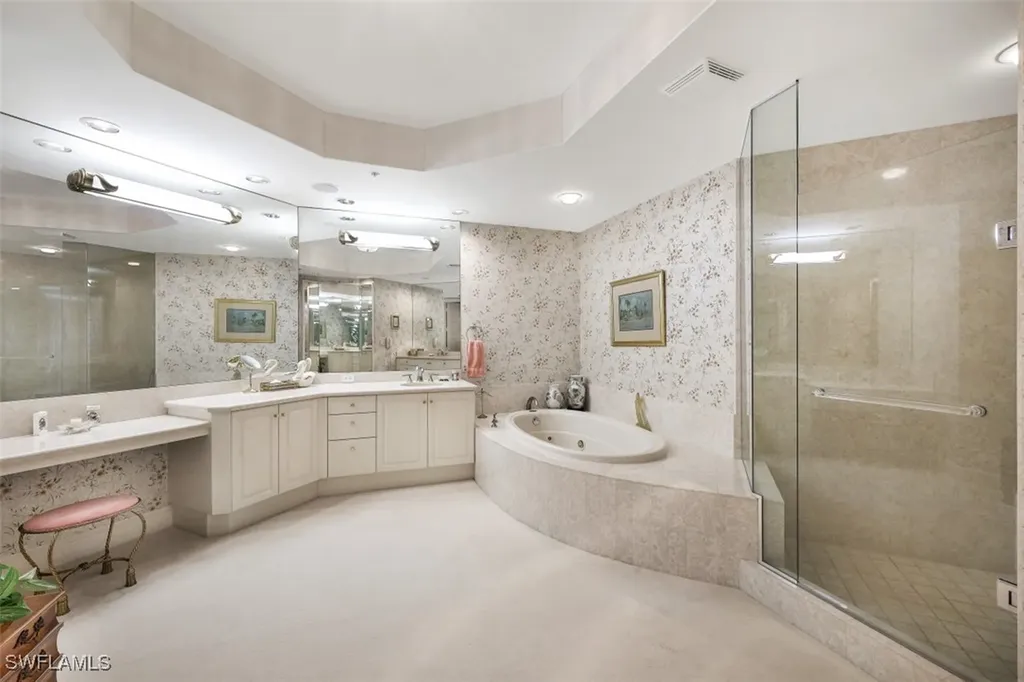 4151 Gulf Shore Boulevard N Naples FL 34103