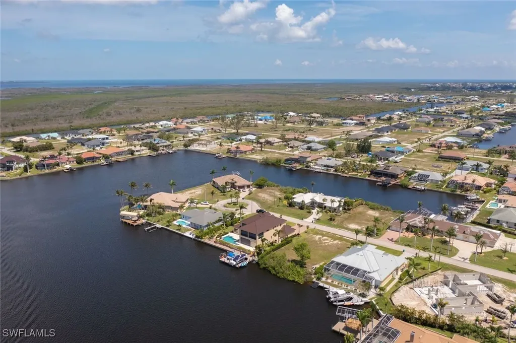 4101 NW 11th Street Cape Coral FL 33993