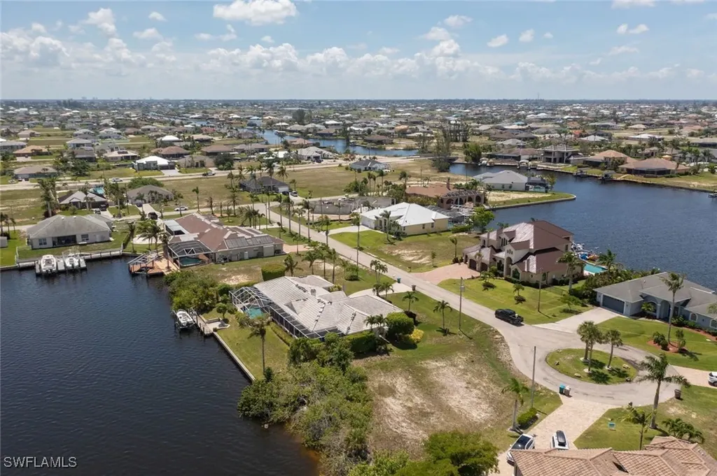 4101 NW 11th Street Cape Coral FL 33993