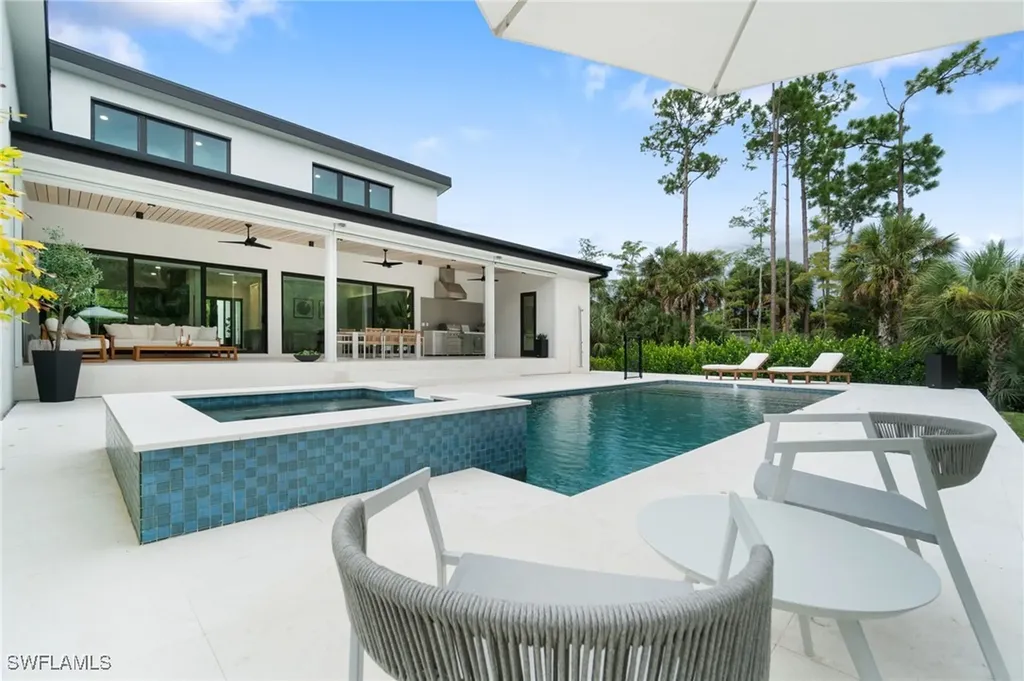 13865 Collier Boulevard Naples FL 34119