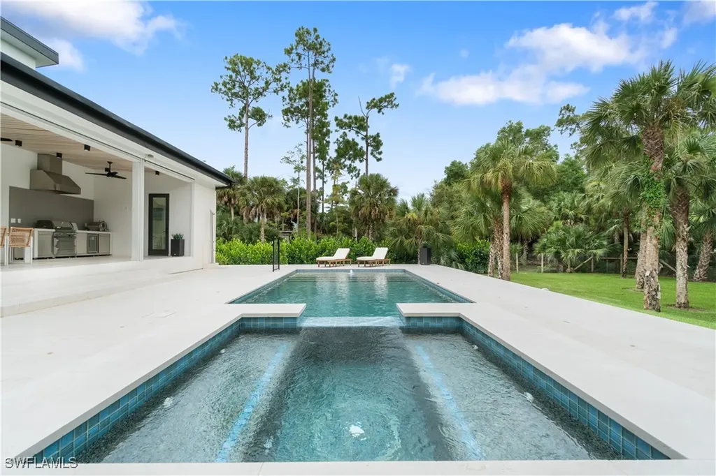 13865 Collier Boulevard Naples FL 34119