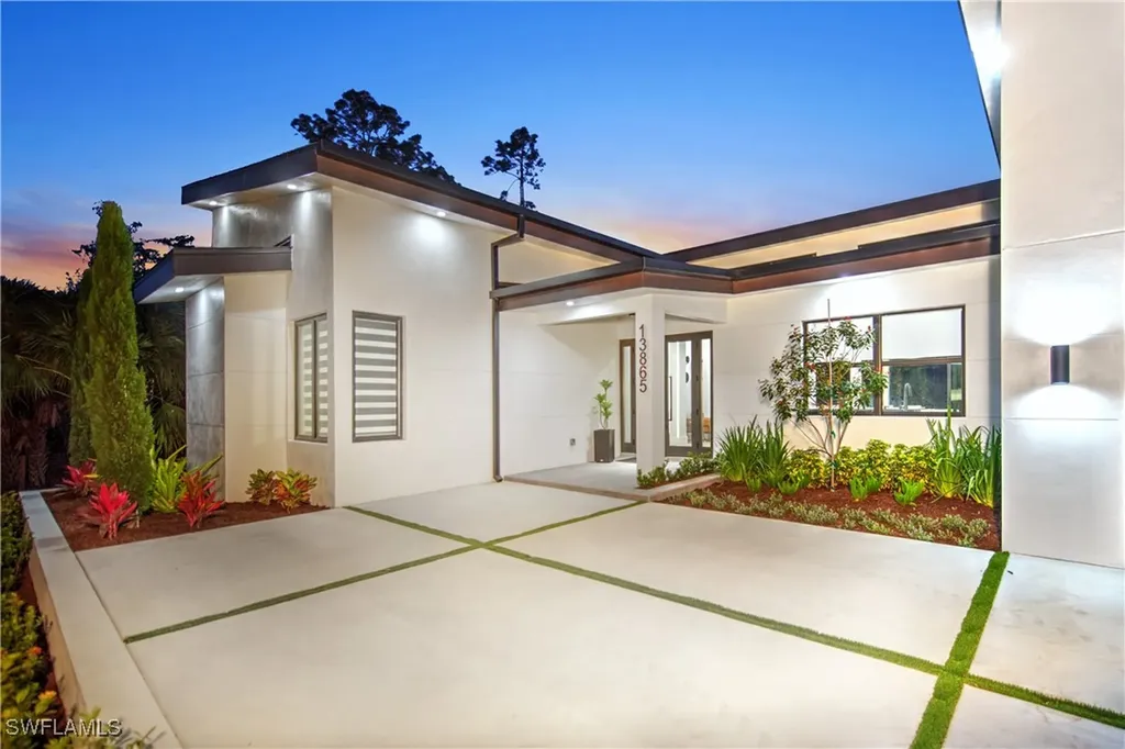 13865 Collier Boulevard Naples FL 34119