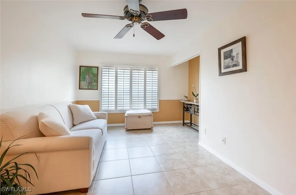 2584 Kings Lake Boulevard Naples FL 34112