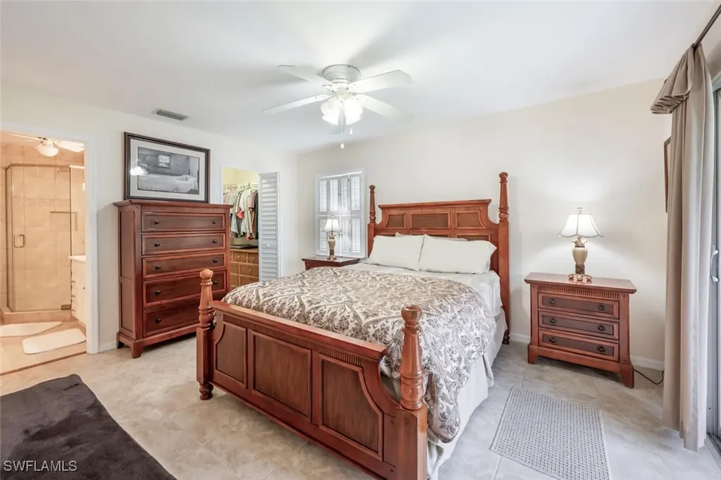 2584 Kings Lake Boulevard Naples FL 34112