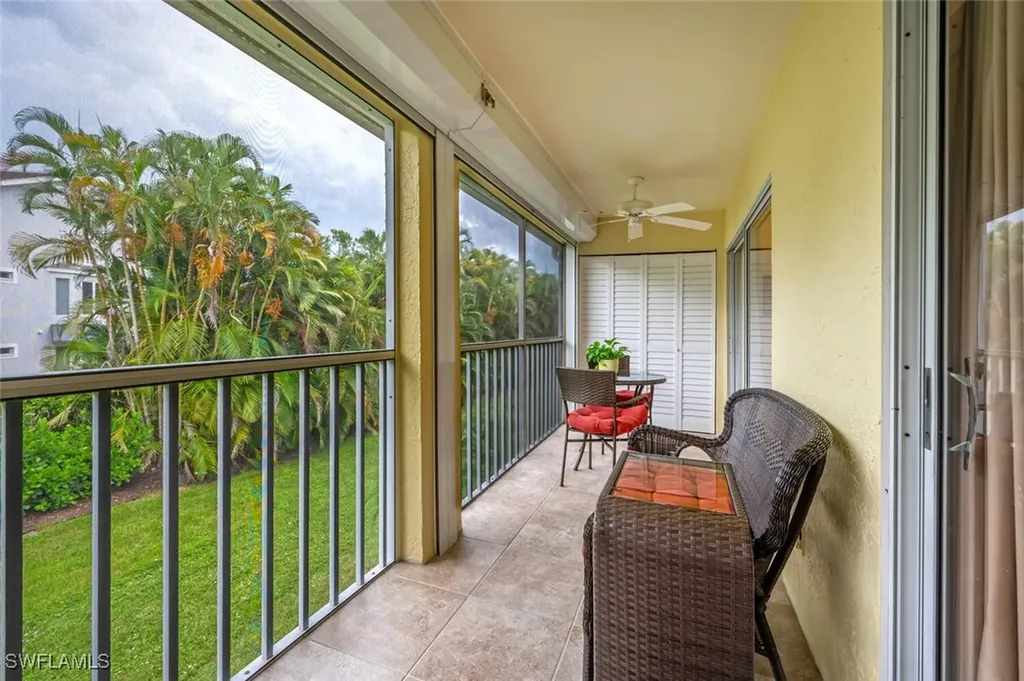 2584 Kings Lake Boulevard Naples FL 34112