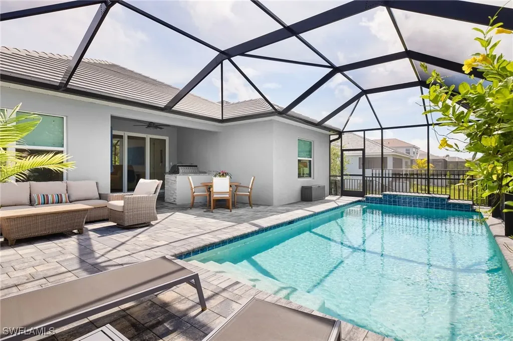 8822 Pigeon Key Fort Myers FL 33908