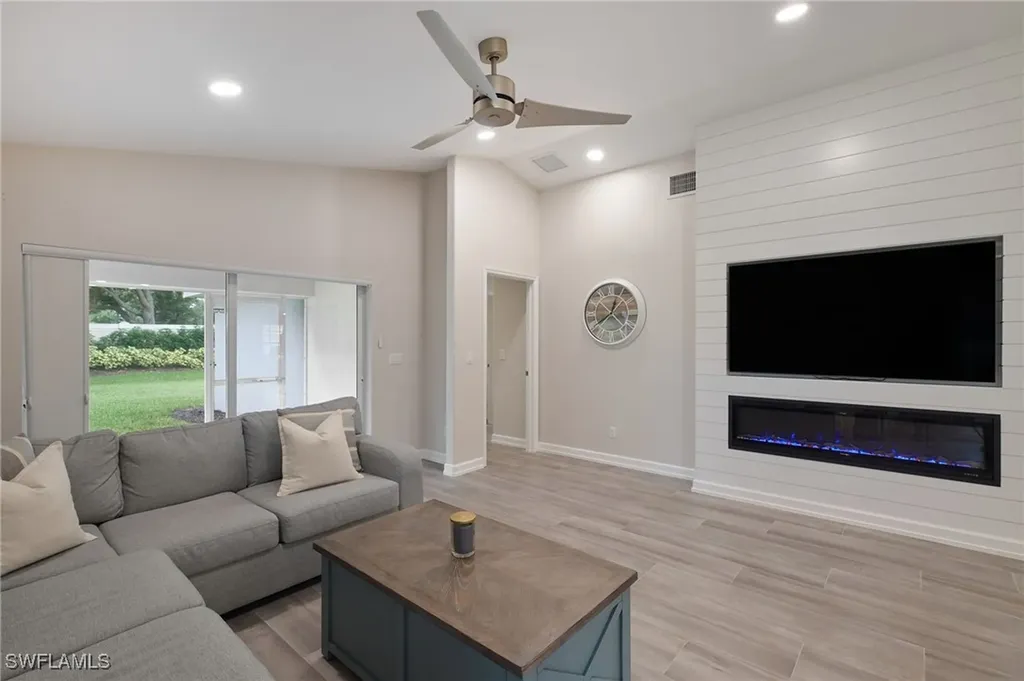 19688 Villa Rosa Loop Estero FL 33967