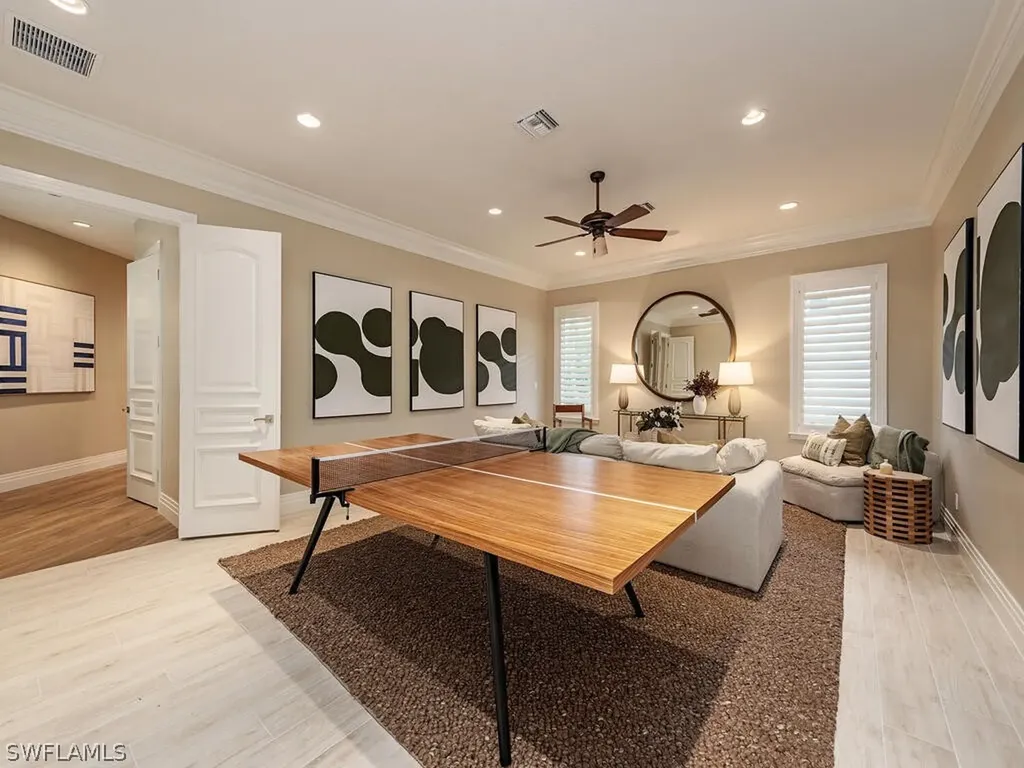 2835 Silverleaf Lane Naples FL 34105