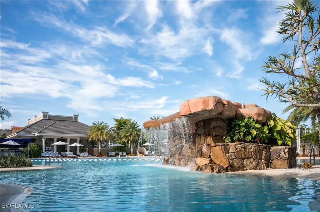 2835 Silverleaf Lane Naples FL 34105