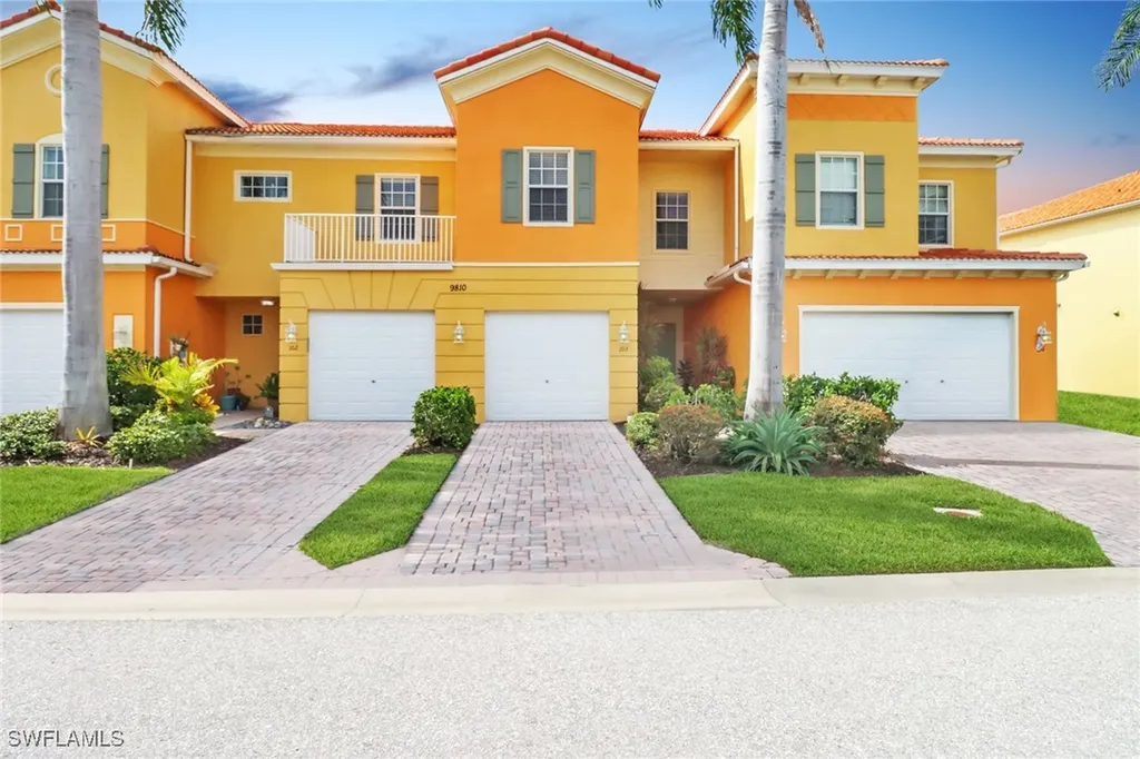 9810 Healthpark Circle Fort Myers FL 33908