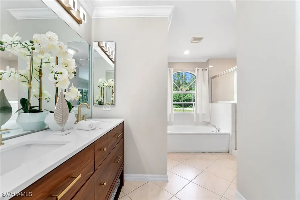 3280 18th Avenue NE Naples FL 34120