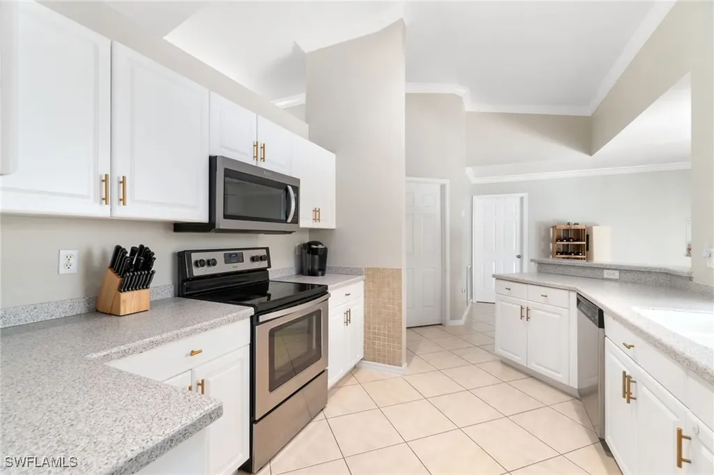 3280 18th Avenue NE Naples FL 34120