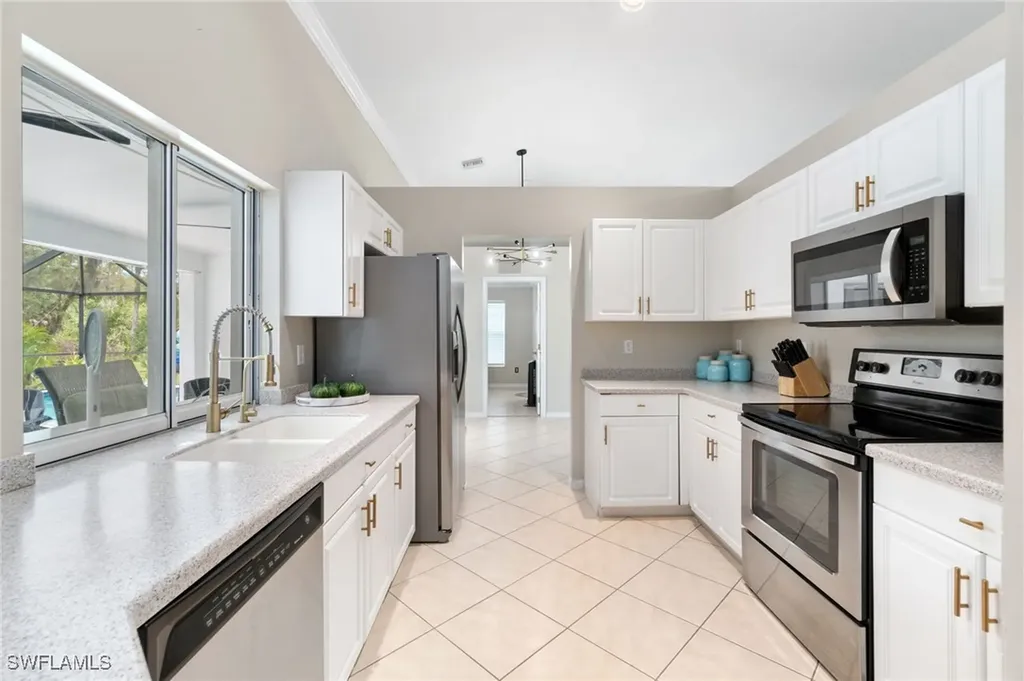 3280 18th Avenue NE Naples FL 34120