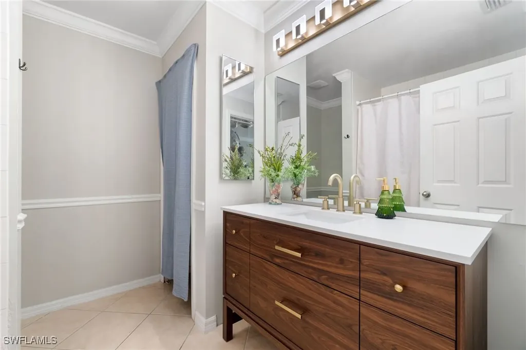 3280 18th Avenue NE Naples FL 34120