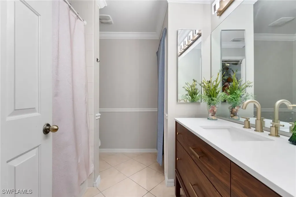 3280 18th Avenue NE Naples FL 34120