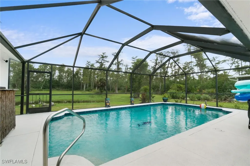 3280 18th Avenue NE Naples FL 34120