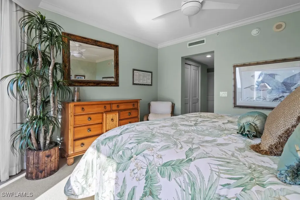 1060 Borghese Lane Naples FL 34114