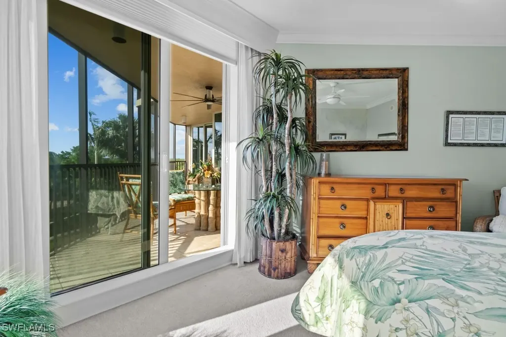 1060 Borghese Lane Naples FL 34114
