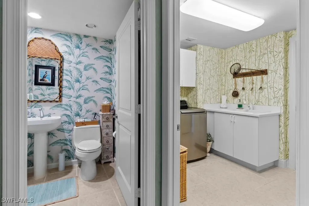 1060 Borghese Lane Naples FL 34114