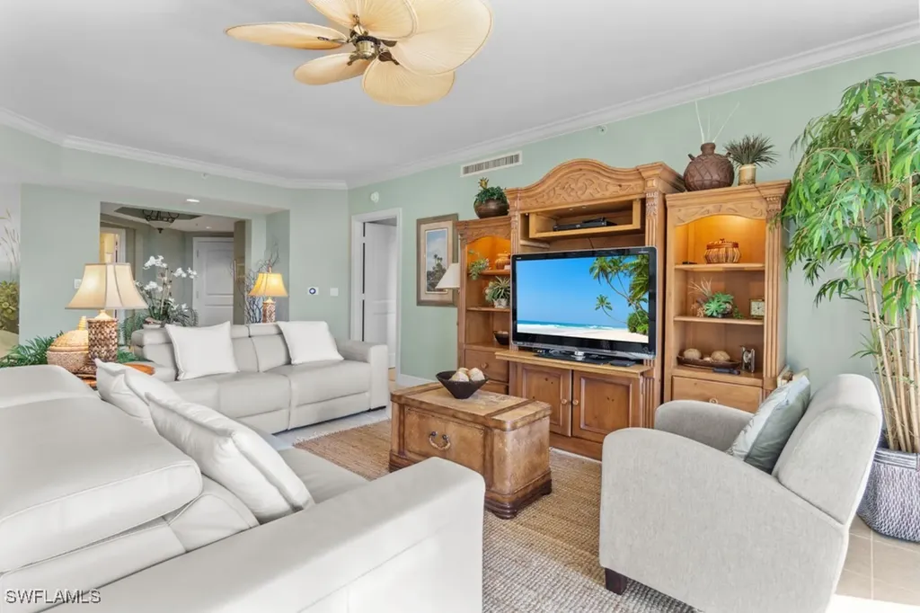 1060 Borghese Lane Naples FL 34114