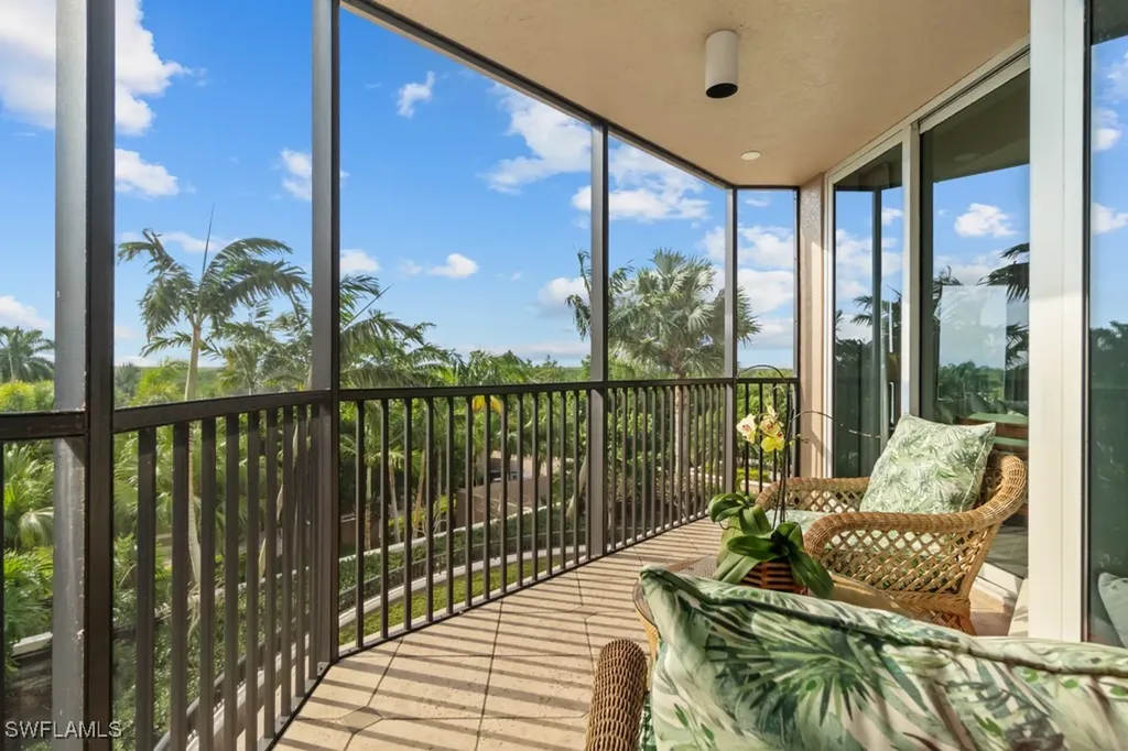 1060 Borghese Lane Naples FL 34114