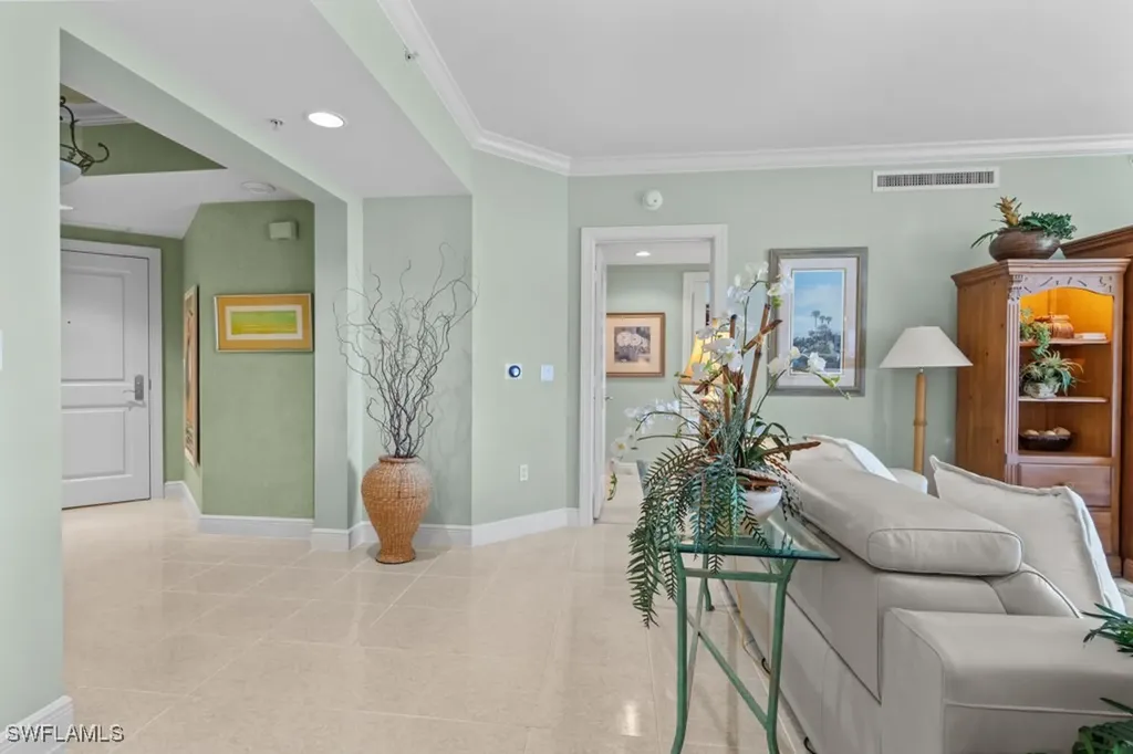 1060 Borghese Lane Naples FL 34114