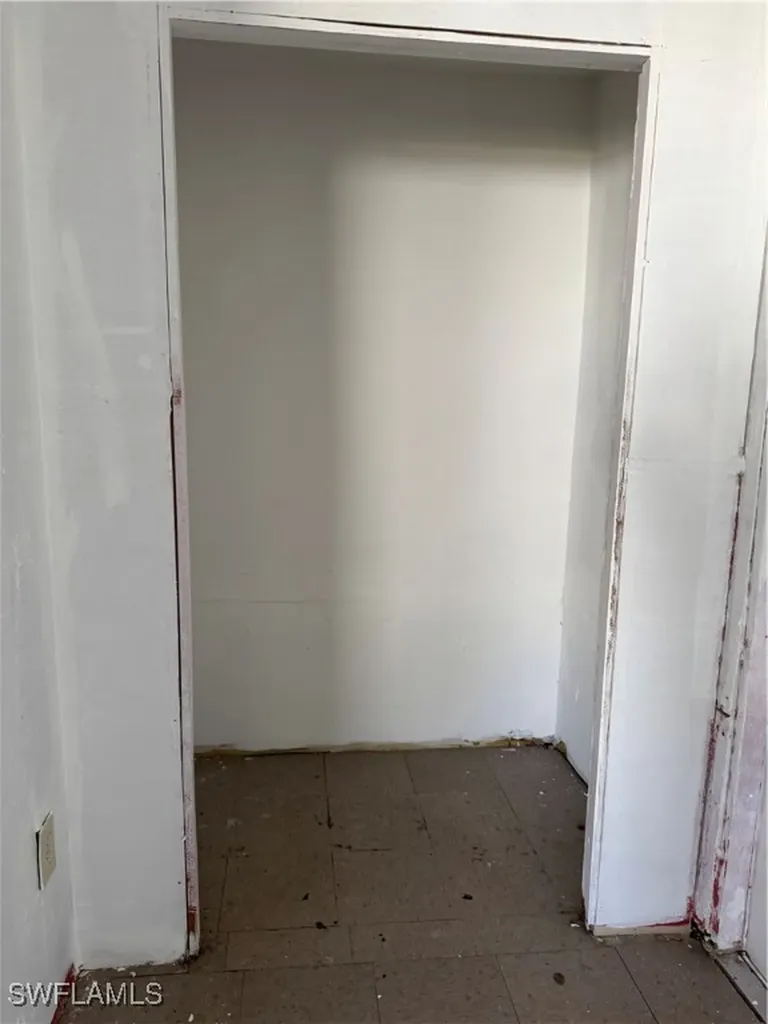 9991 Connecticut Street Bonita Springs FL 34135