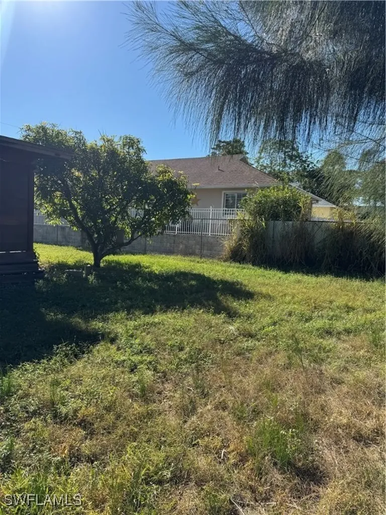 9991 Connecticut Street Bonita Springs FL 34135