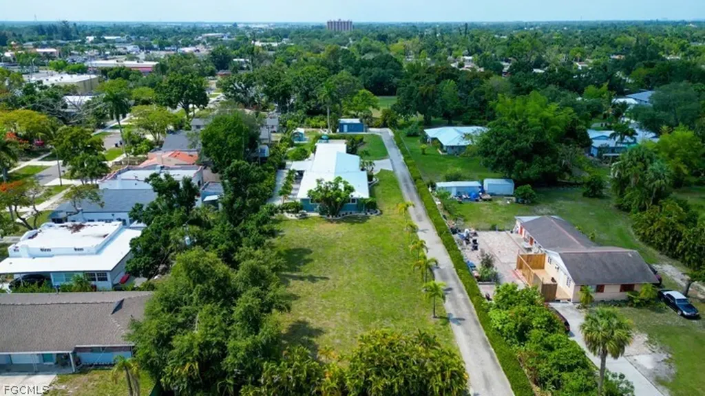 1862 Linhart Avenue Fort Myers FL 33901