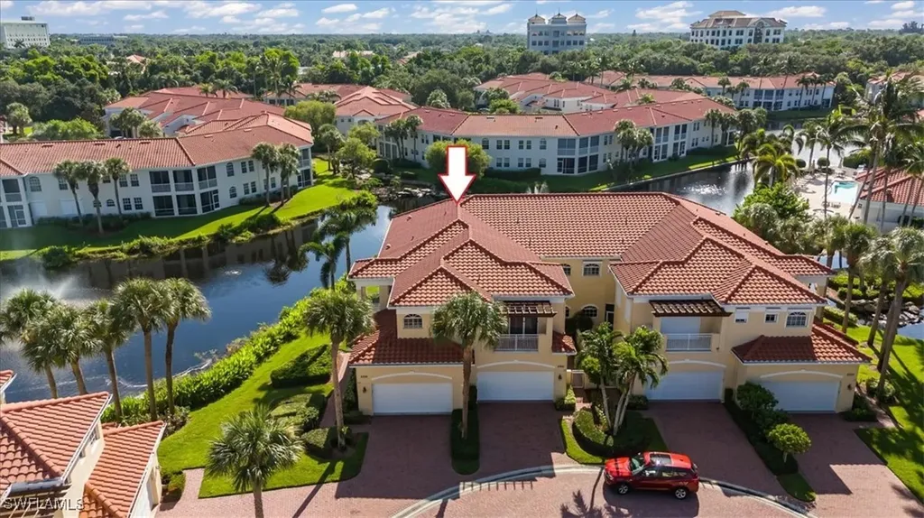 2200 L Ambiance Circle Naples FL 34108