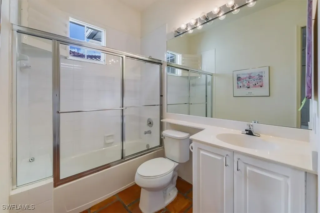 2200 L Ambiance Circle Naples FL 34108