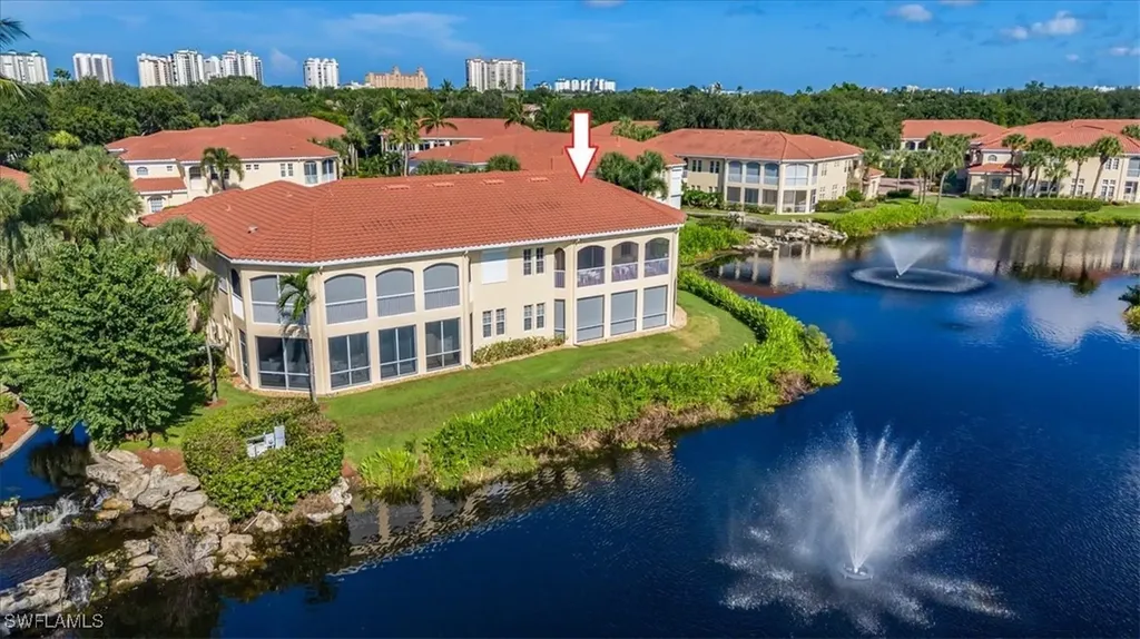 2200 L Ambiance Circle Naples FL 34108