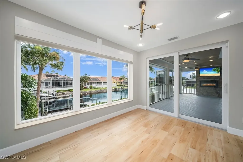 5816 Park Road Fort Myers FL 33908