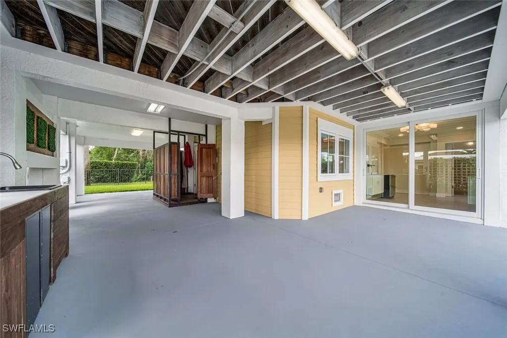 5816 Park Road Fort Myers FL 33908