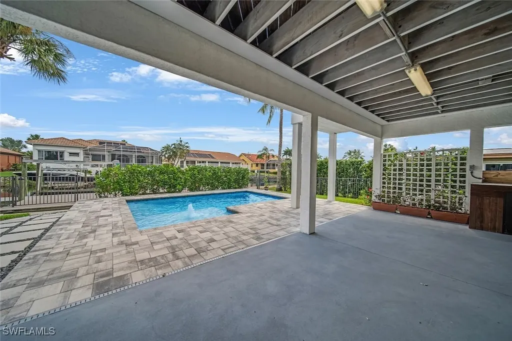 5816 Park Road Fort Myers FL 33908