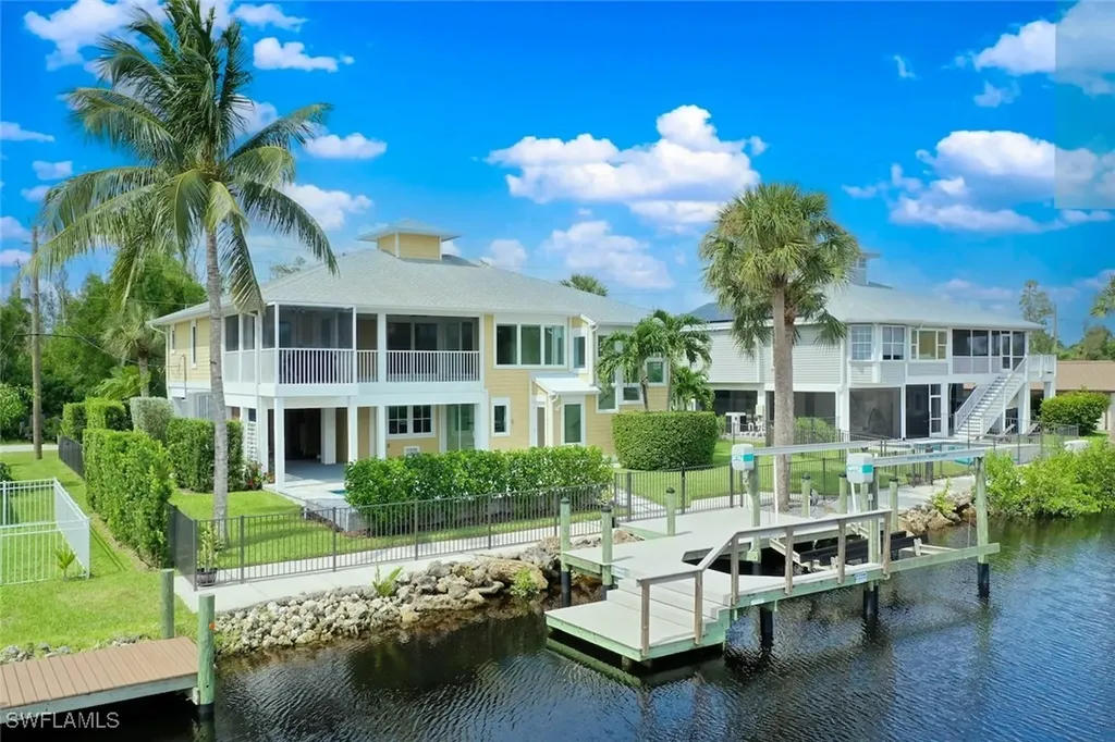 5816 Park Road Fort Myers FL 33908
