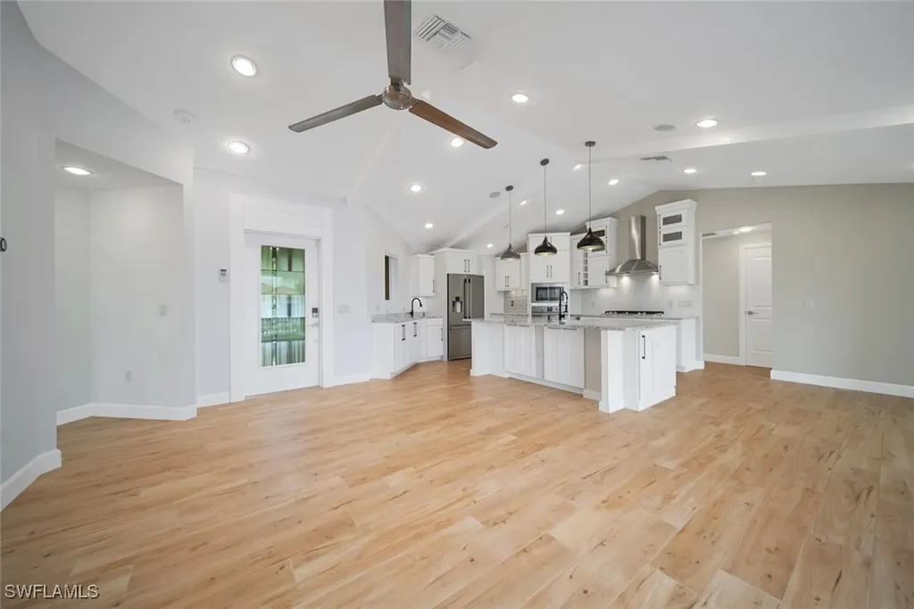 5816 Park Road Fort Myers FL 33908