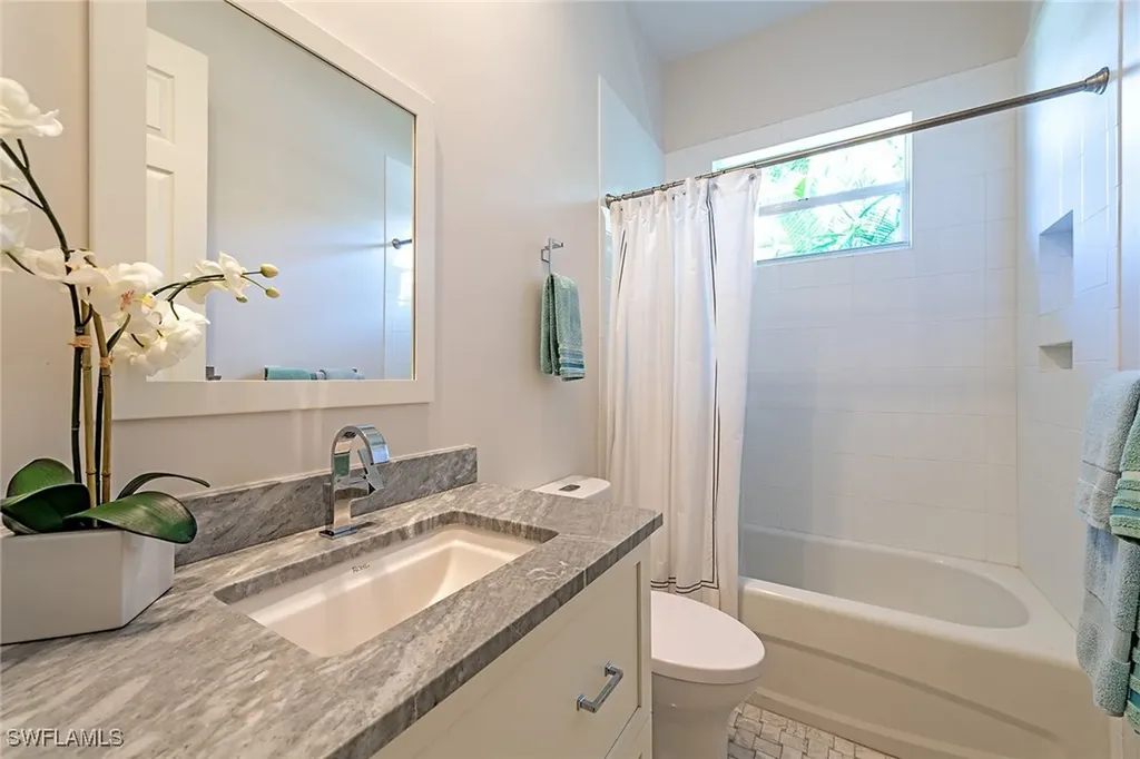 4980 Rustic Oaks Circle Naples FL 34105