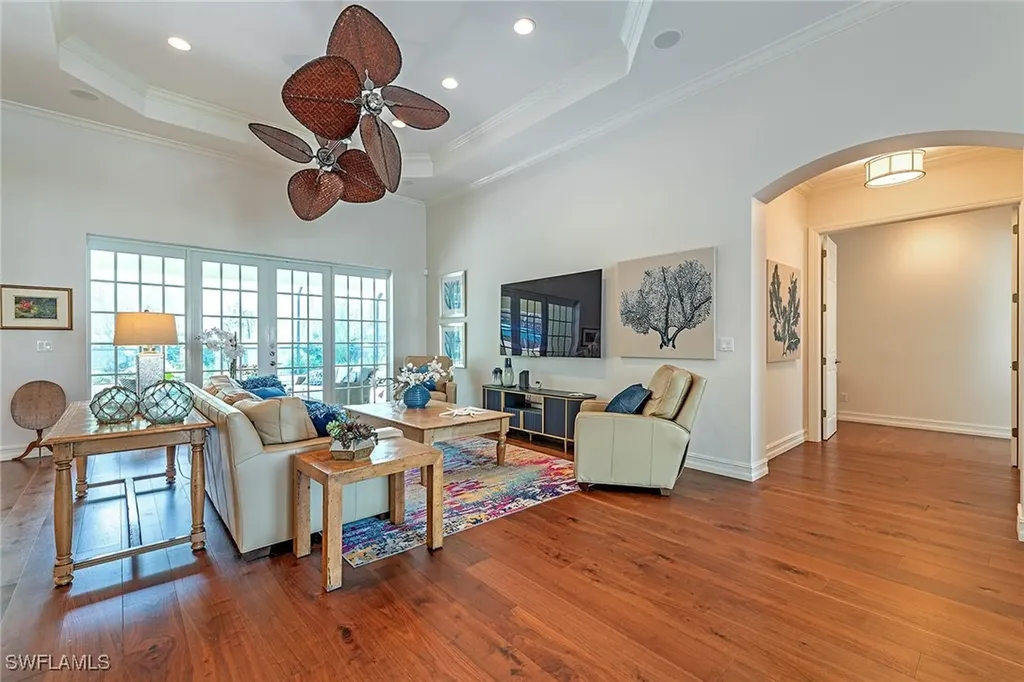 4980 Rustic Oaks Circle Naples FL 34105