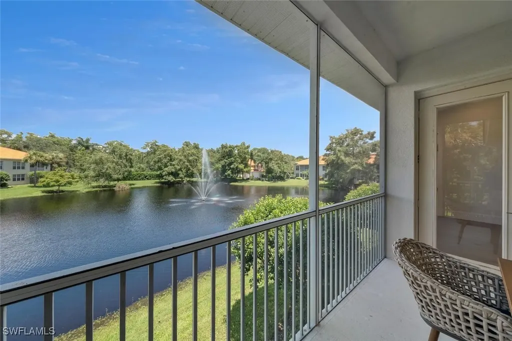 1229 Egrets Landing Naples FL 34108