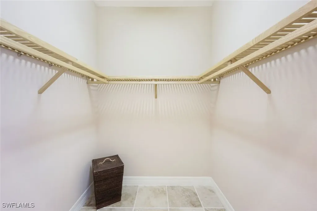 829 Pyrula Avenue Sanibel FL 33957