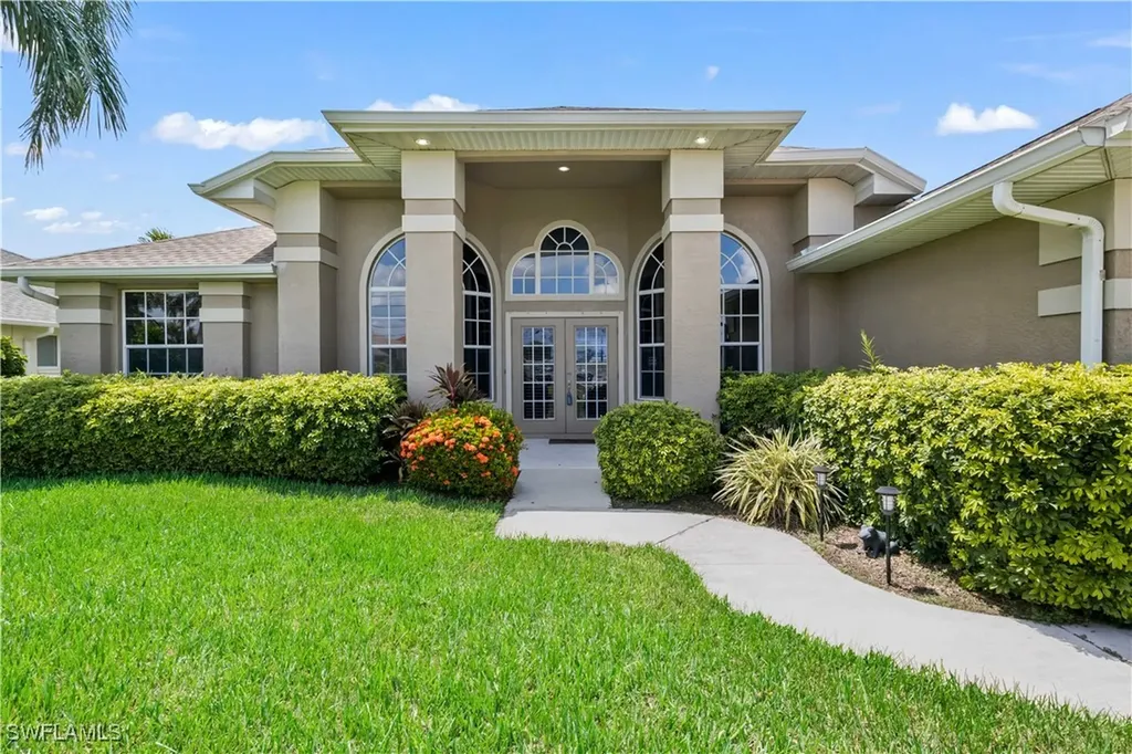 414 SW 38th Avenue Cape Coral FL 33991