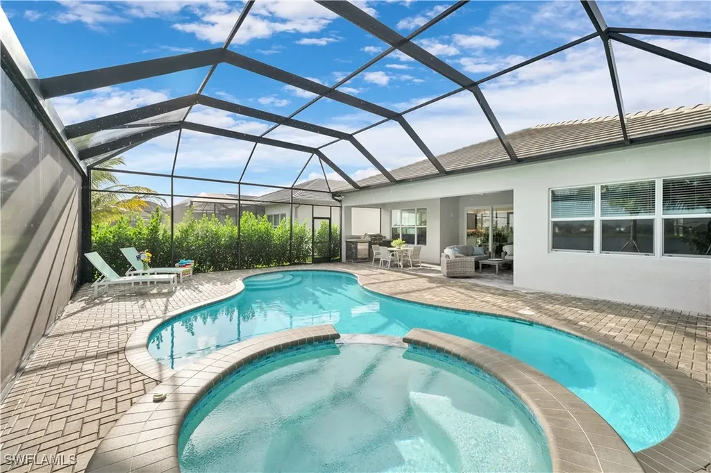 11826 Drake Lane Naples FL 34120