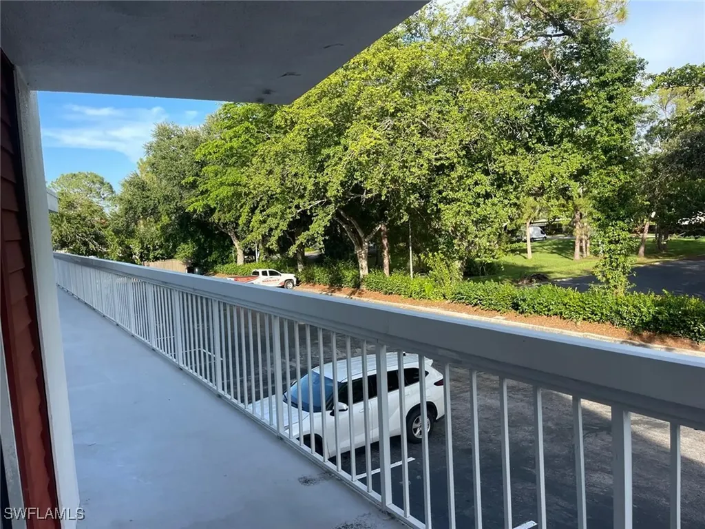 5065 Tamiami Trail E Naples FL 34113