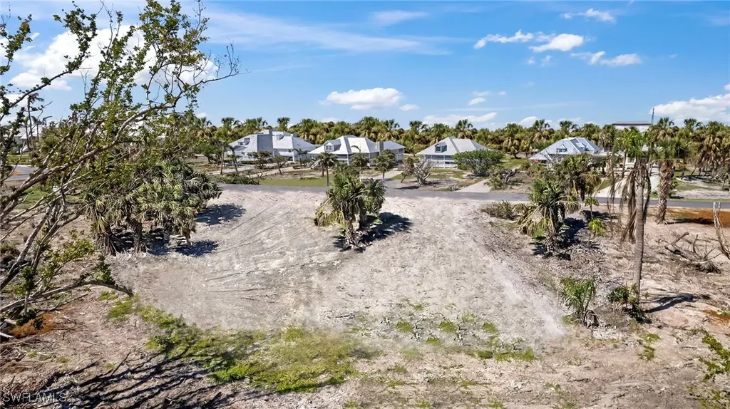 224 Daniel Drive Sanibel FL 33957