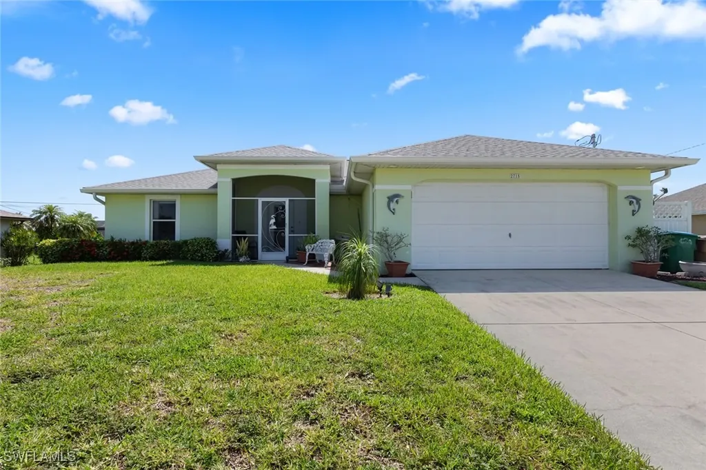 2715 SW 2nd Avenue Cape Coral FL 33914