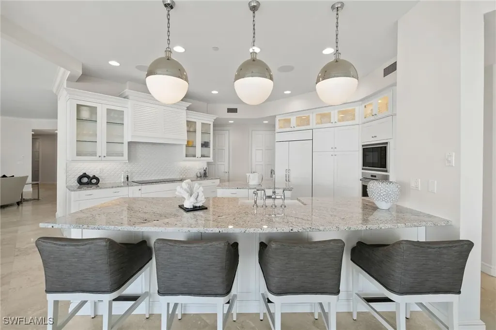 4151 Gulf Shore Boulevard N Naples FL 34103