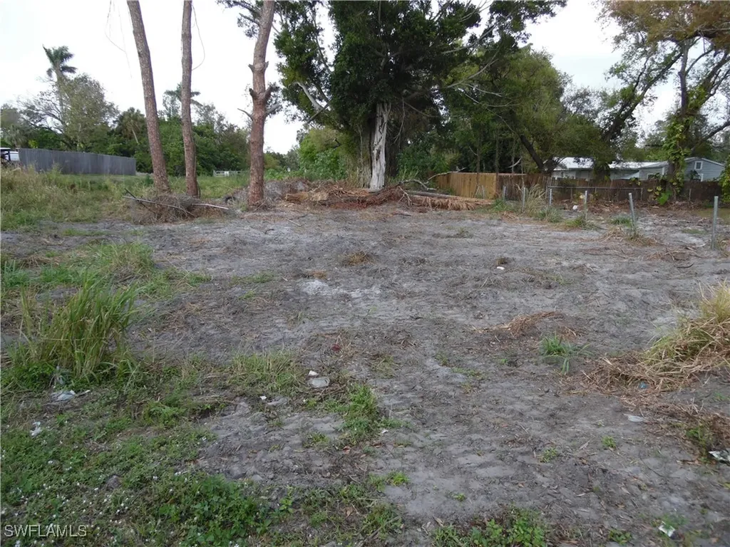 556 Clark Street North Fort Myers FL 33903