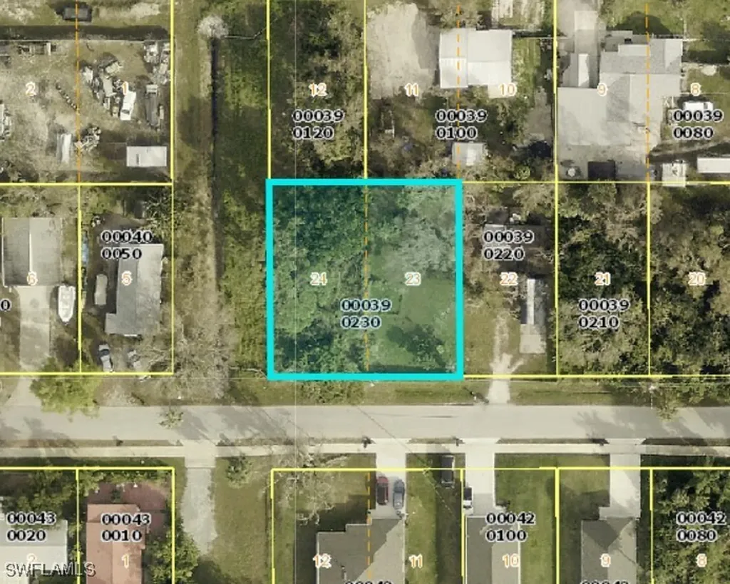 556 Clark Street North Fort Myers FL 33903
